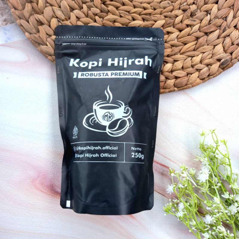 

kopi bubuk Robusta premium dari petani Lumajang Asli.