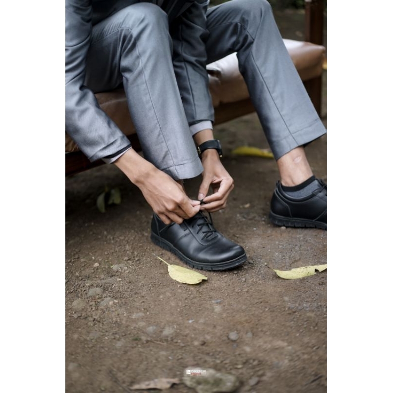 Sepatu Pantofel Pria Hitam Sepatu Pantofel Sekolah Preloved Sepatu Pantofel Hitam Sepatu Pantofel Mu