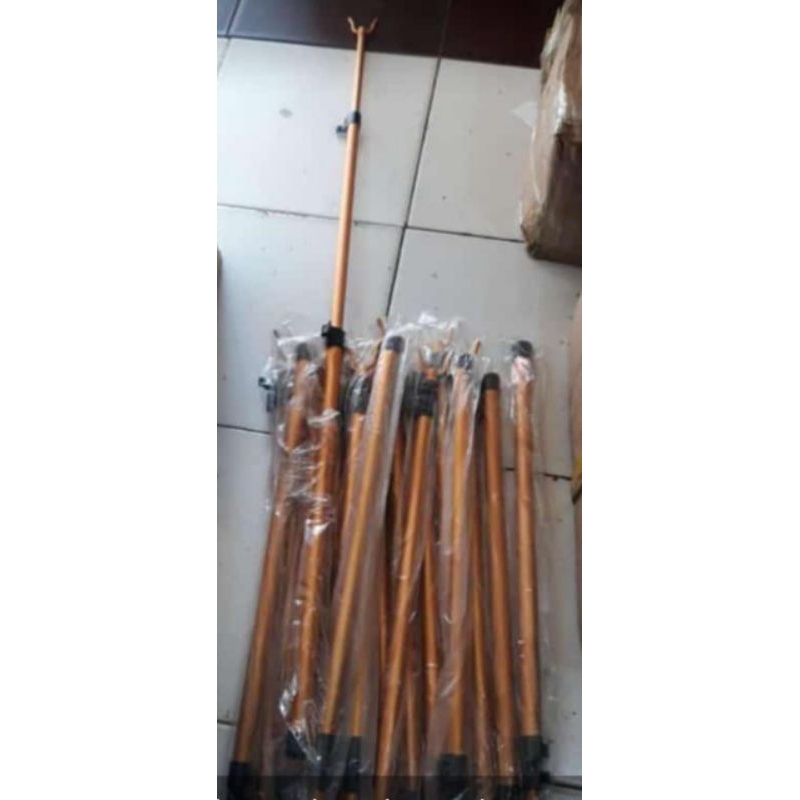 Tongkat pengambil barang, galah/gotek baju, bisa dipanjangkan