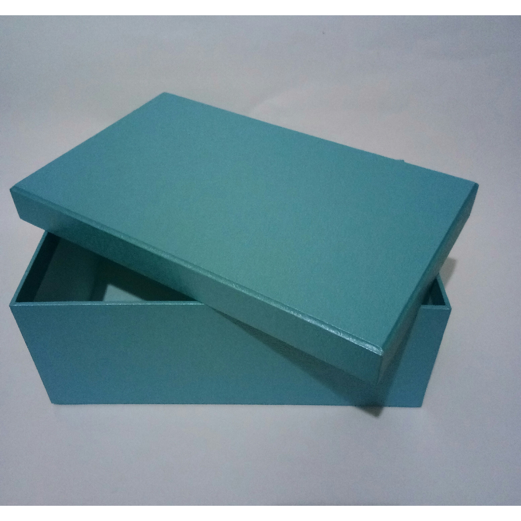 

Gift Box 25x15x10 Kotak Kado / Box Hmpers Hardboard / Kotak Souvenir