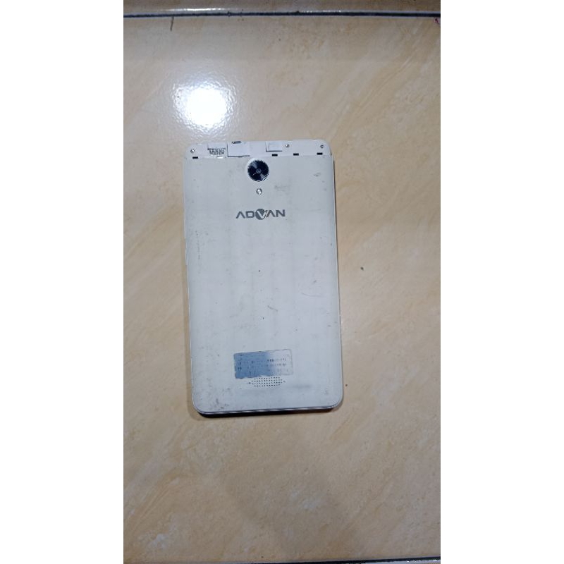 TABLET ADVAN I7U MINUS LCD & TS