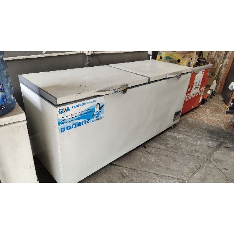 Freezer Second Berkualitas 420lt, 450lt, 712lt
