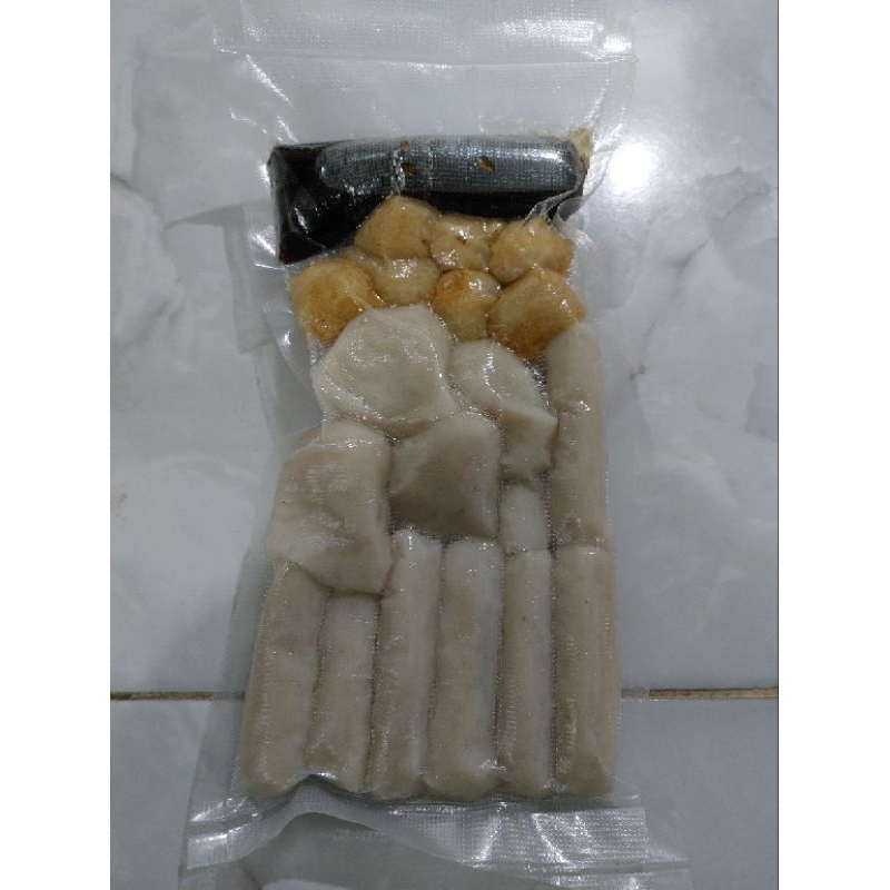 

pempek ikan asli isi 20