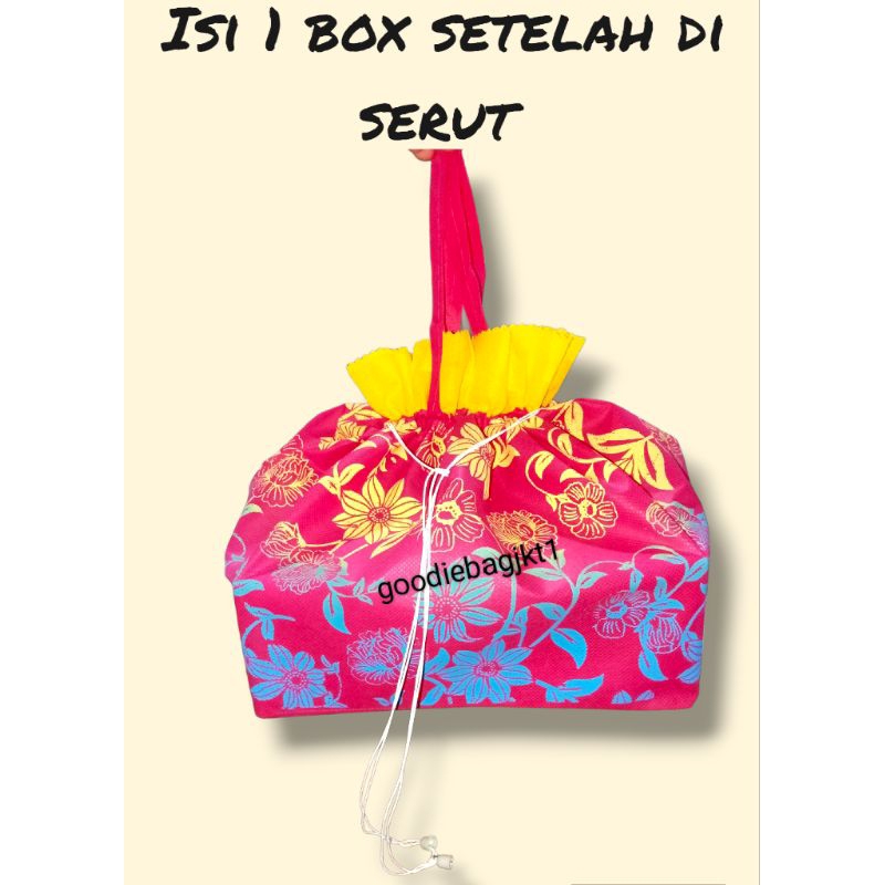 

Goodiebag tas kain box besek nasi box hajatan serut full motif 22x22 isi 12pcs