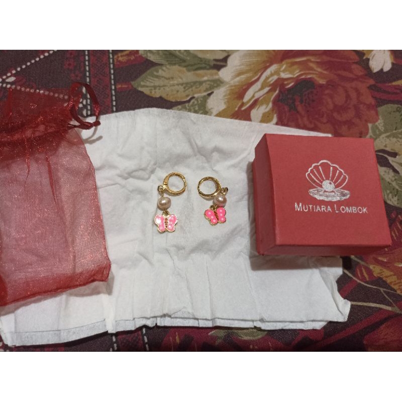 (PRELOVED) ANTING ANAK MUTIARA LOMBOK