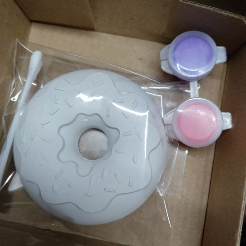 

PAKET MEWARNAI GYPSUM (JAR+COTTONBUD+BOX)