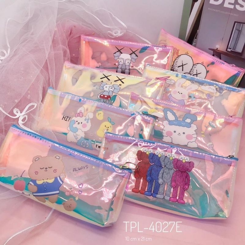 

kotak pensil / tempat pensil hologram transparan