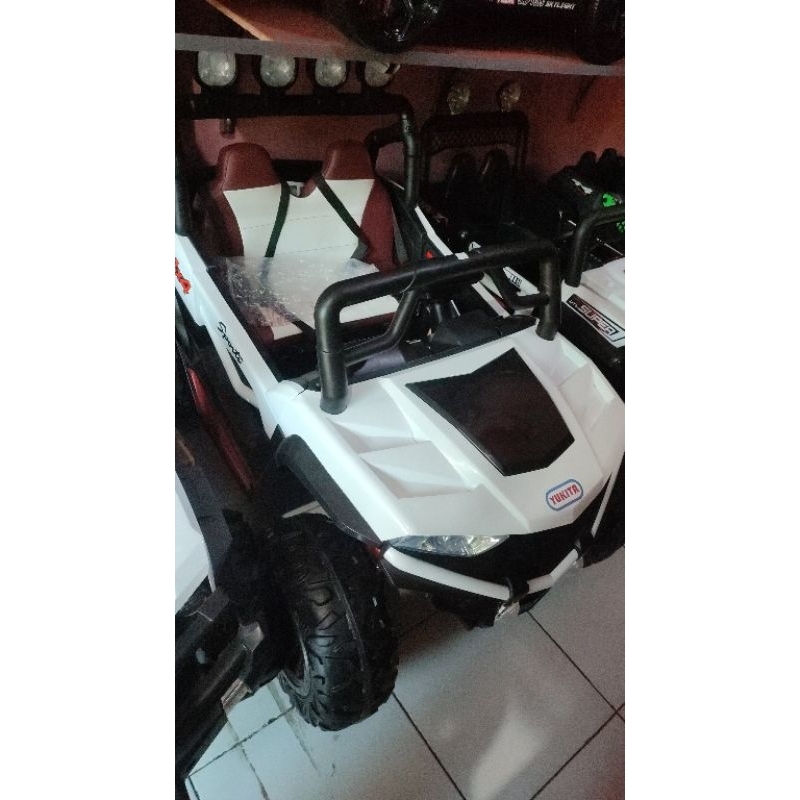 mobil aki yukita 90