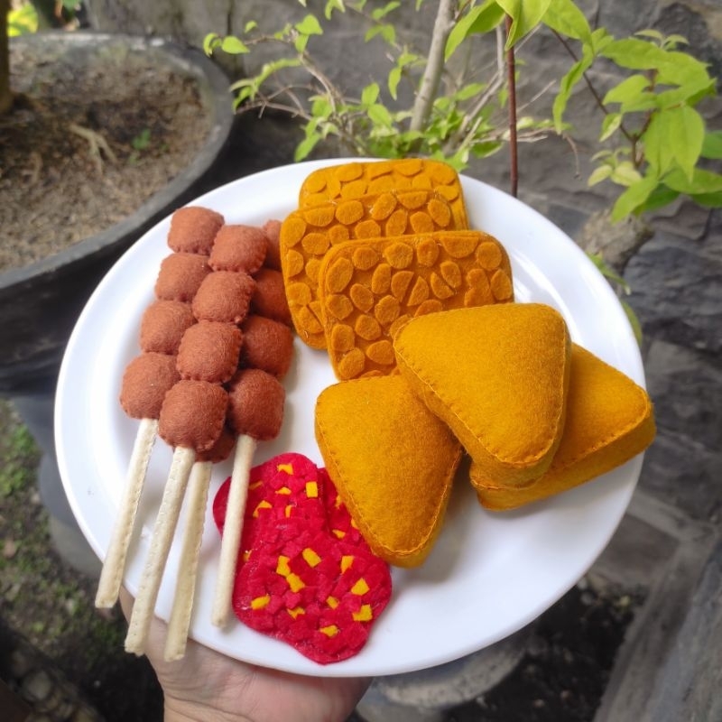 mainan flanel/replika makanan/mainan edukasi