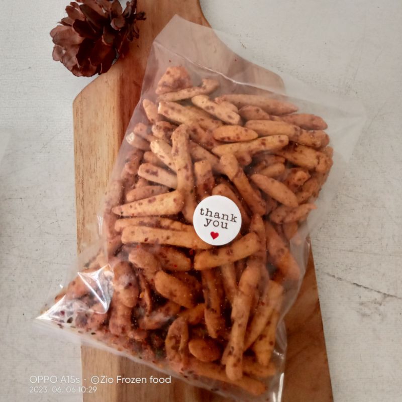 

Basreng daun jeruk pedas