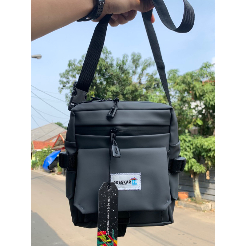Garansi Rosskar11 I Slim Bag I Tas Selempang Pria Anti Air