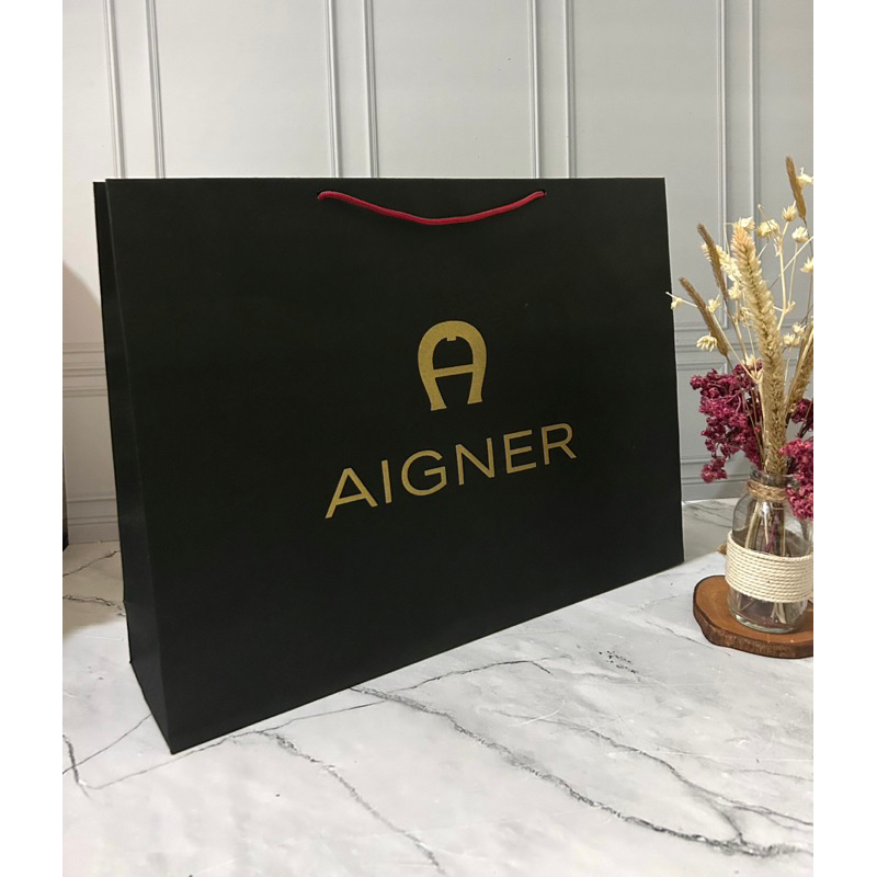 

Paper Bag Aigner Hitam Ukuran Besar Paper Bag Pembungkus Kado