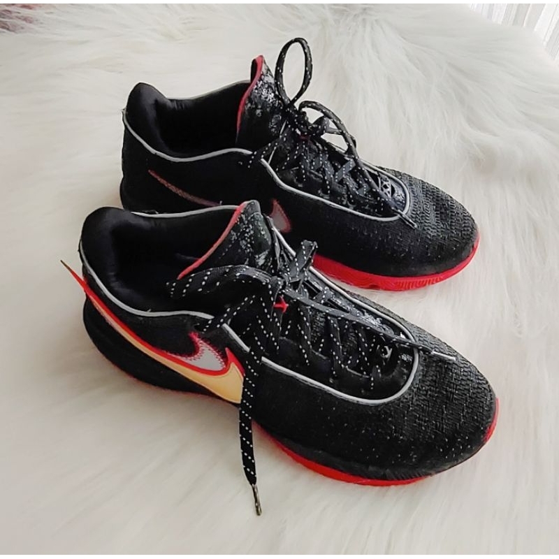 Sepatu Basket Nike Lebron 20 Black University Red Original