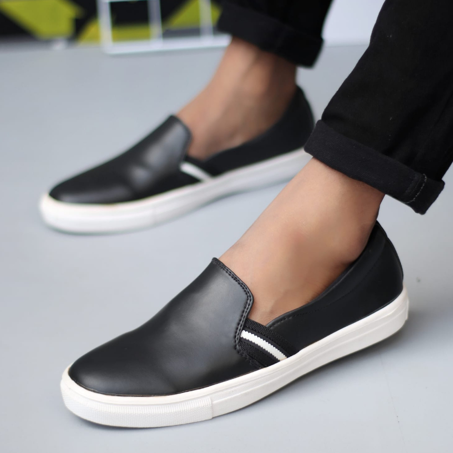 Sepatu Formal Casual Hitam Slip-on Kulit Pu Kerja Pria Crafts Neo