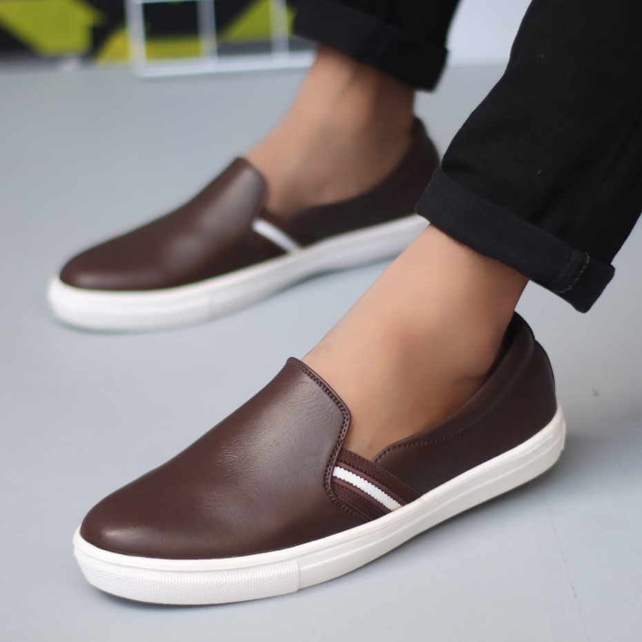 Sepatu Formal Casual Hitam Slip-on Kulit Pu Kerja Pria Crafts Neo