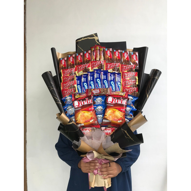 

Bouquet Snack Paket L by arv.stuff / gift birthday semprotulation graduation jajan snack bunga kado terbaik gift box special surprise semua acara nikahan ulang tahun perpisahan pelepasan kelulusan artificial bestseller kado kekinian