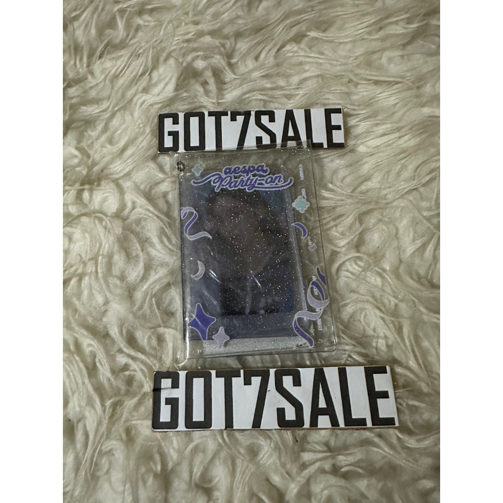 AESPA PHOTOCARD MD XR LIVE PARTY ON /  AESPA XR LIVE / XR LIVE AESPA PHOTO HOLDER + PC SET PARTY ON 