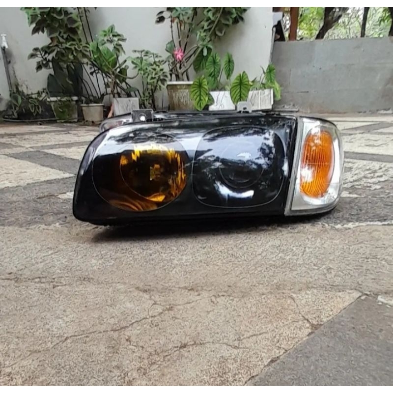 headlamp hyundai trajet
