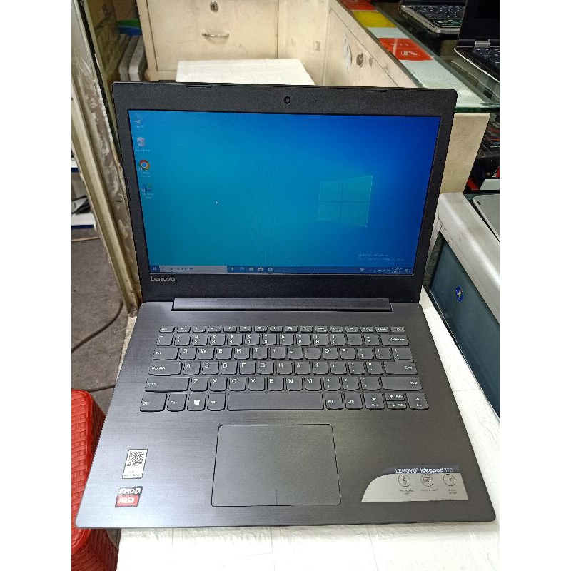 LENOVO 80XU AMD A9-9420 RAM 4 GB SSD 256 Gb