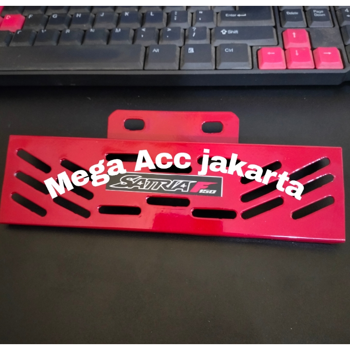 VARIASI TUTUP RADIATOR AKSESORIS MOTOR SUZUKI SATRIA FU