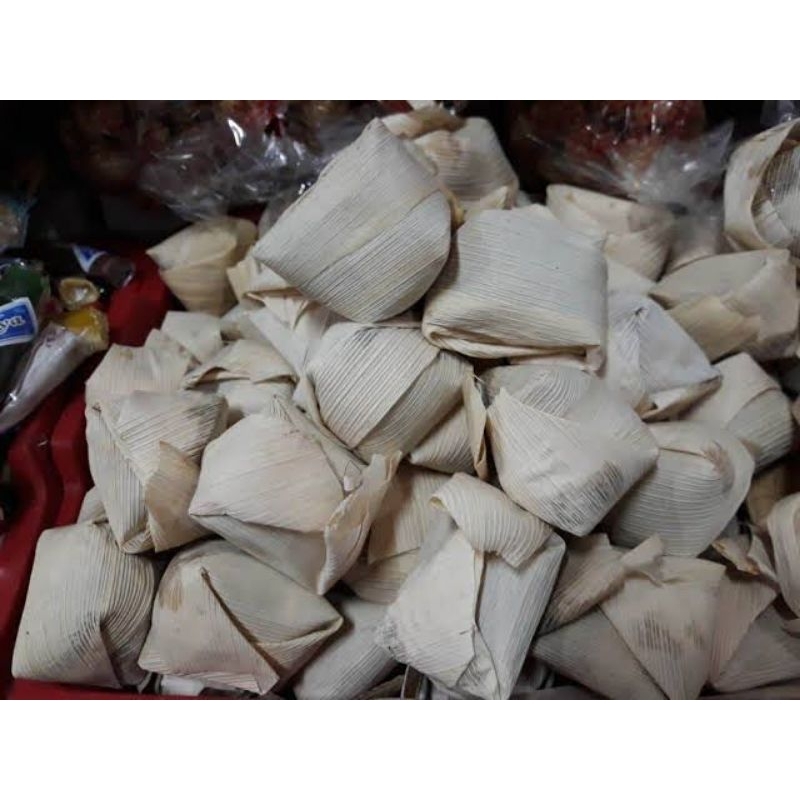 

Jenang Klobot/Wajik daun jagung