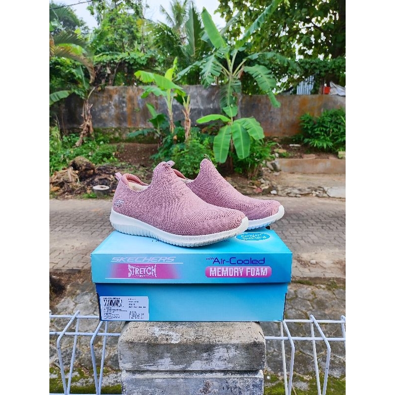 Skechers Go Walk Slip On Wanita