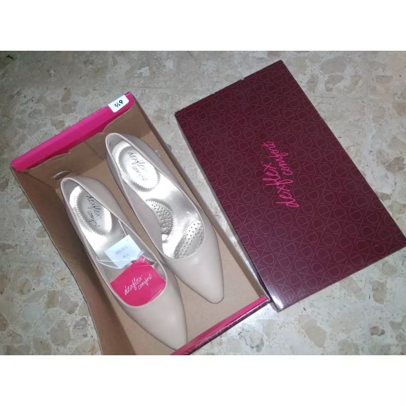 Sepatu Heels Taupe ORIGINAL Payless include box sesuai gambar