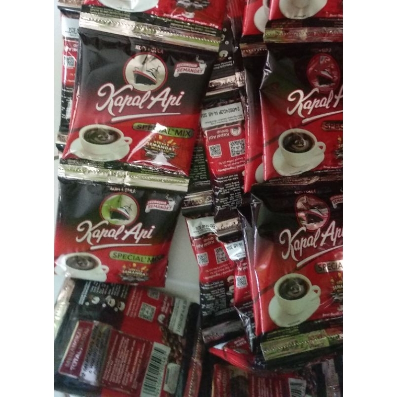 

Kopi Kapal Api Spesial renceng 25 gr X10salset