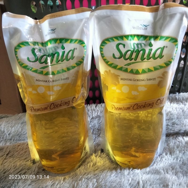 

MINYAK GORENG SANIA 1 LITER