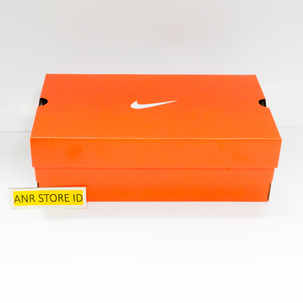 

Kemasan Karton Kardus Sepatu Nike3 Orange Mengkilap Bahan Tebal