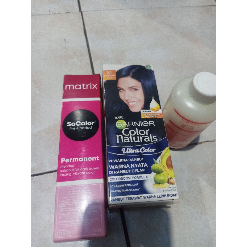 semir rambut matrix+developer 30% dan semir Garnier