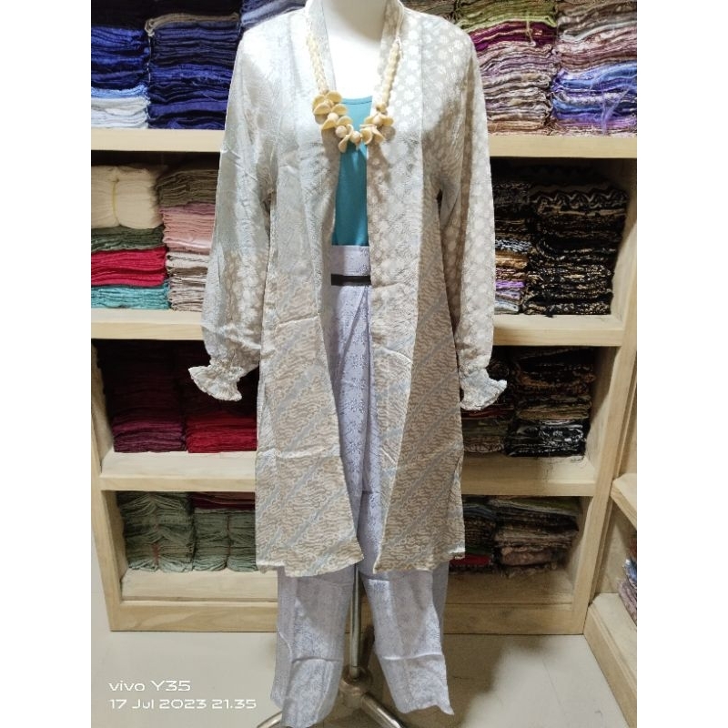 Alika set outer batik (inner+celana)