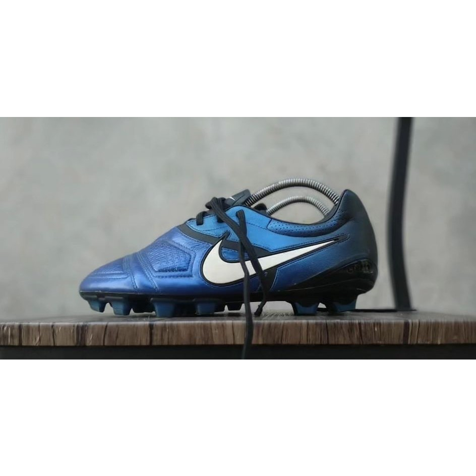 Sepatu bola-Sepatu bola second-Sepatu bola preloved-kasut bola second- boot bola second nike ctr360 