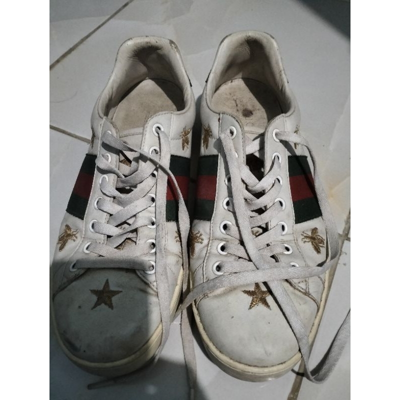 Sepatu Gucci Tawon