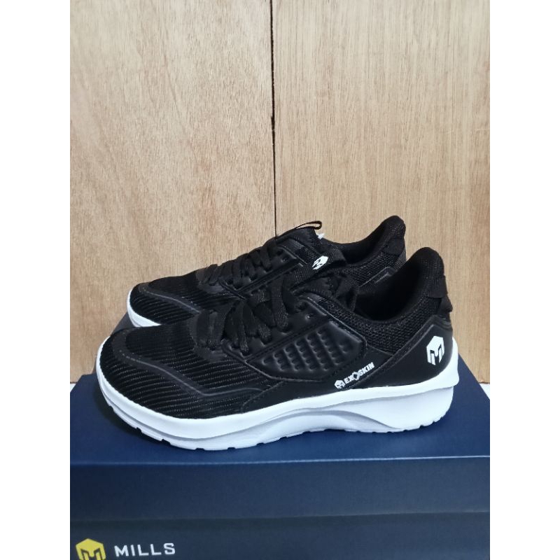 SEPATU MILLS EVANDER