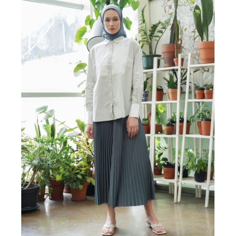 (NEW) Camile shirt sage aleza label