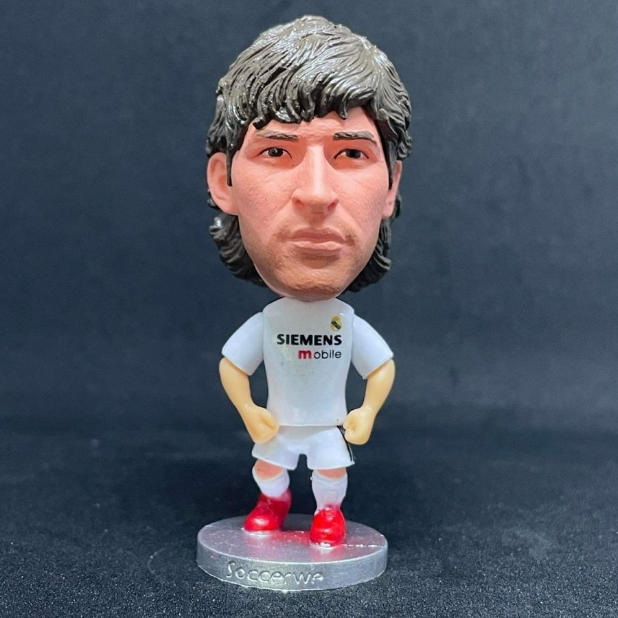 Action figure Raul Gonzalez Real Madrid 2004 soccerwe