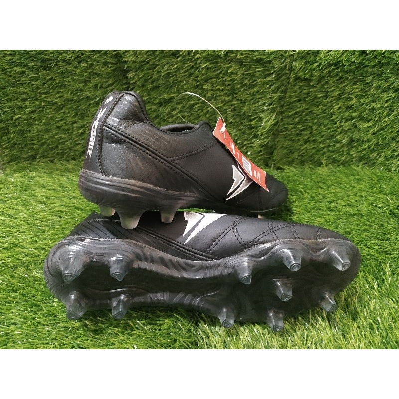 Bonus Deker Sepatu Bola Sevspo X Zoro Hitam Black C4