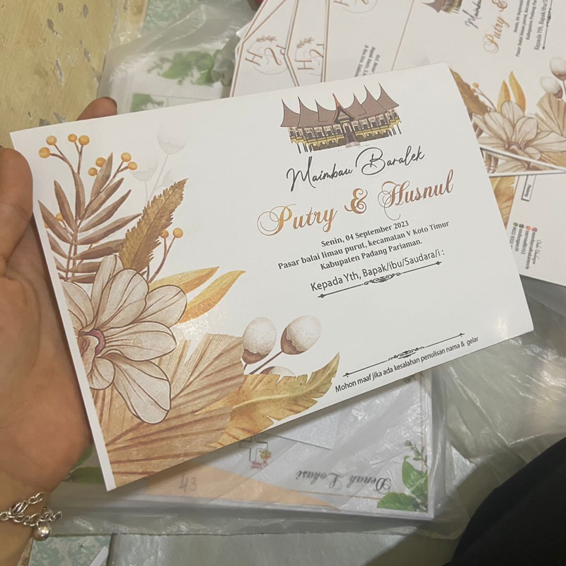 

undangan model amplop