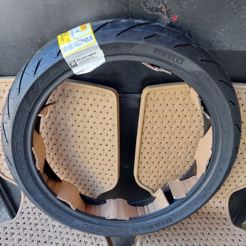 ban pirelli diablo rosso sport 110/70 ban diablo 110/70 ring 17