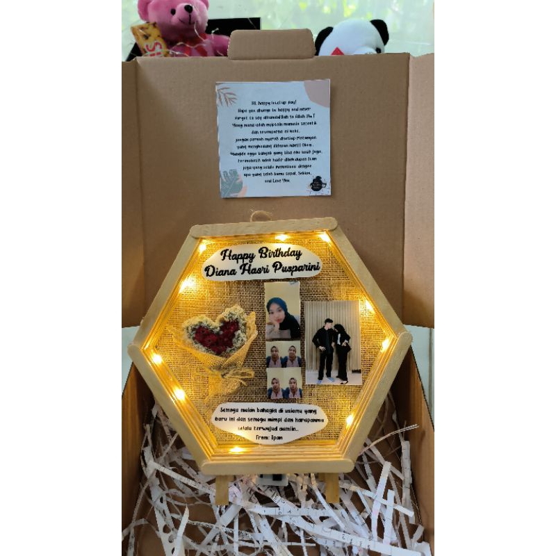 1 Hari Jadi Frame Hexa 3D lampu LED Kado Pacar Anniversary Ulangtahun Sesuai Keinginan Box Hampers K