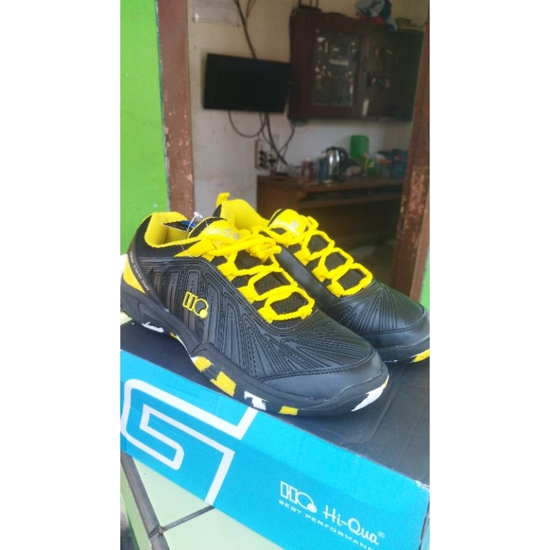 Sepatu Badminton Hi Qua G Two