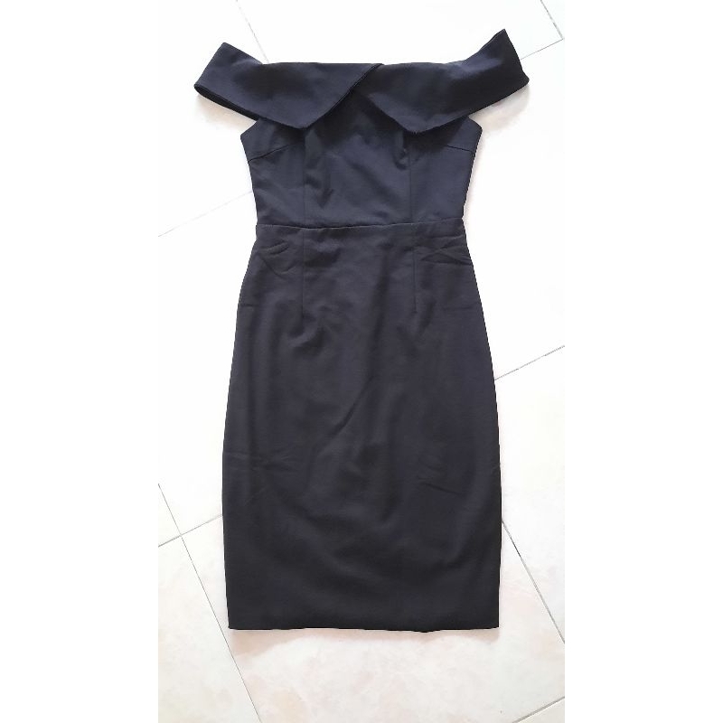 Dress Sabrina Hitam