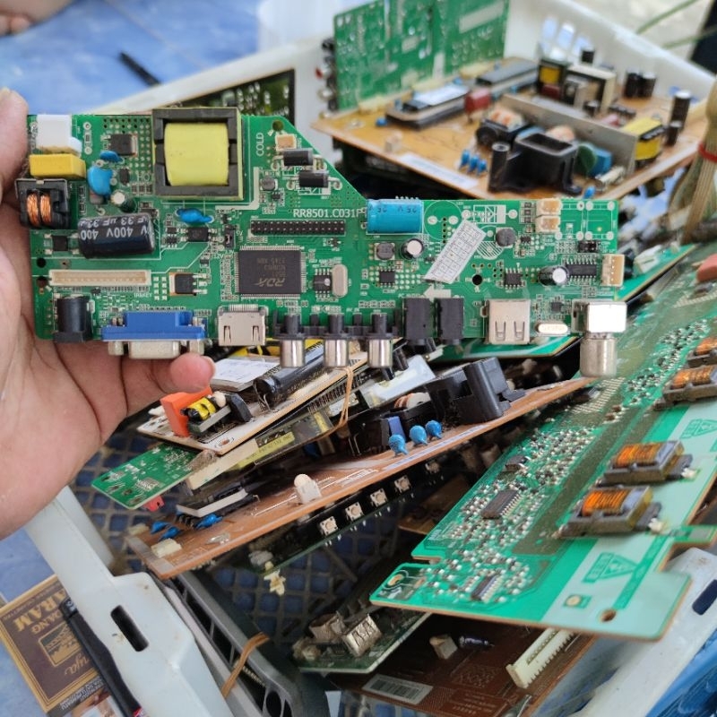 mb ori mainboard mesin tv ikedo pesawat LED televisi kode RR8501.C031F