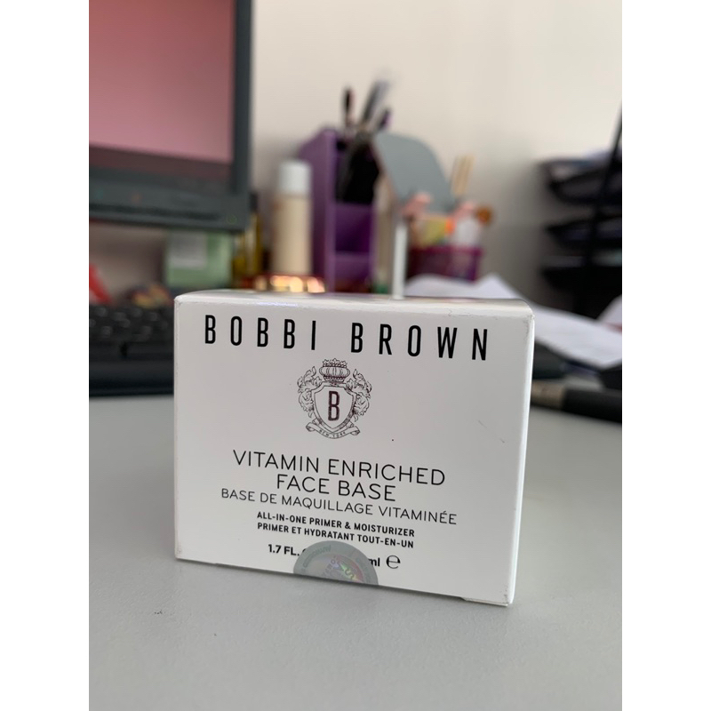 Bobbi Vitamin Enriched Face Base