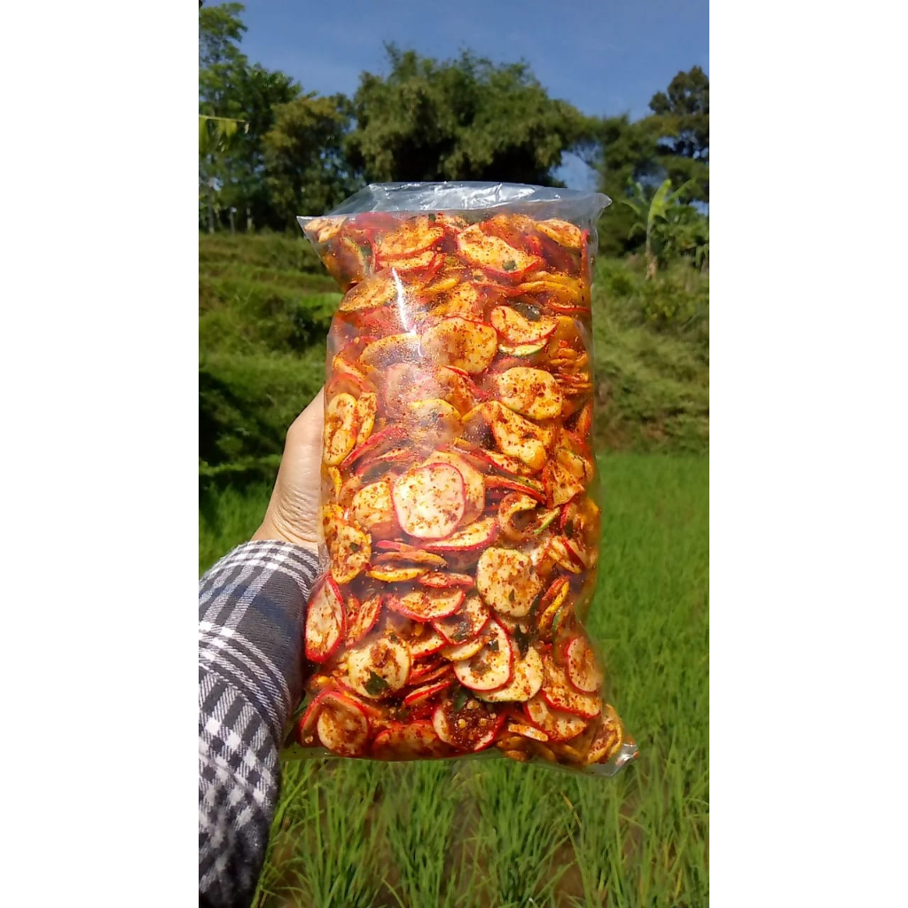 

Seblak Kerupuk Warna Pedas 500 Gram Aroma Daun Jeruk