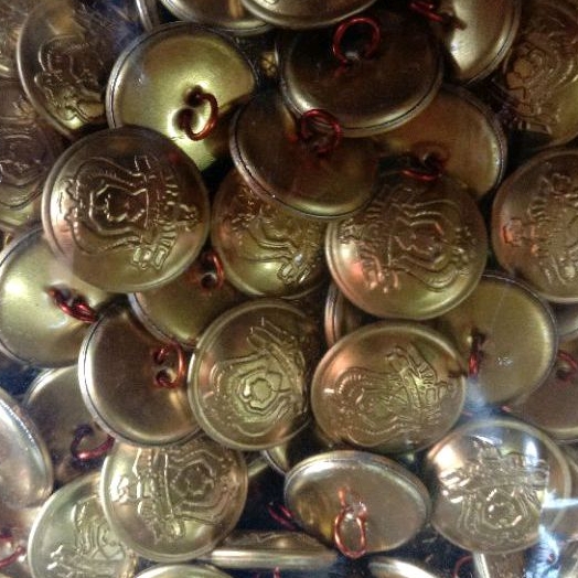 kancing jaket almamater Unhas makassar