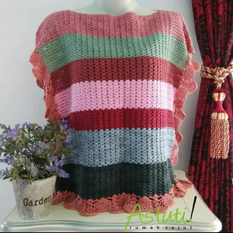 BAJU RAJUT PONCO SEGI EMPAT HANDMADE BAJU KEKINIAN