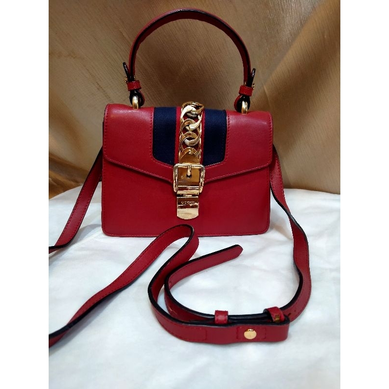 gucci merah selempang sling bag preloved