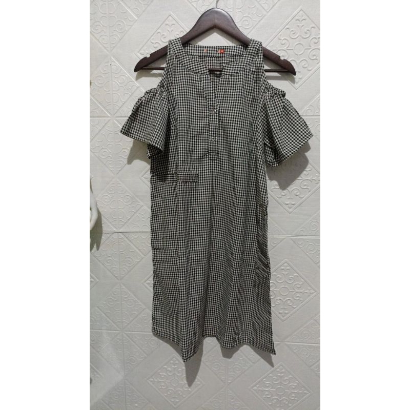 DRESS WANITA MOTIF KOTAK LENGAN BOLONG BRANDED SISA EKSPOR